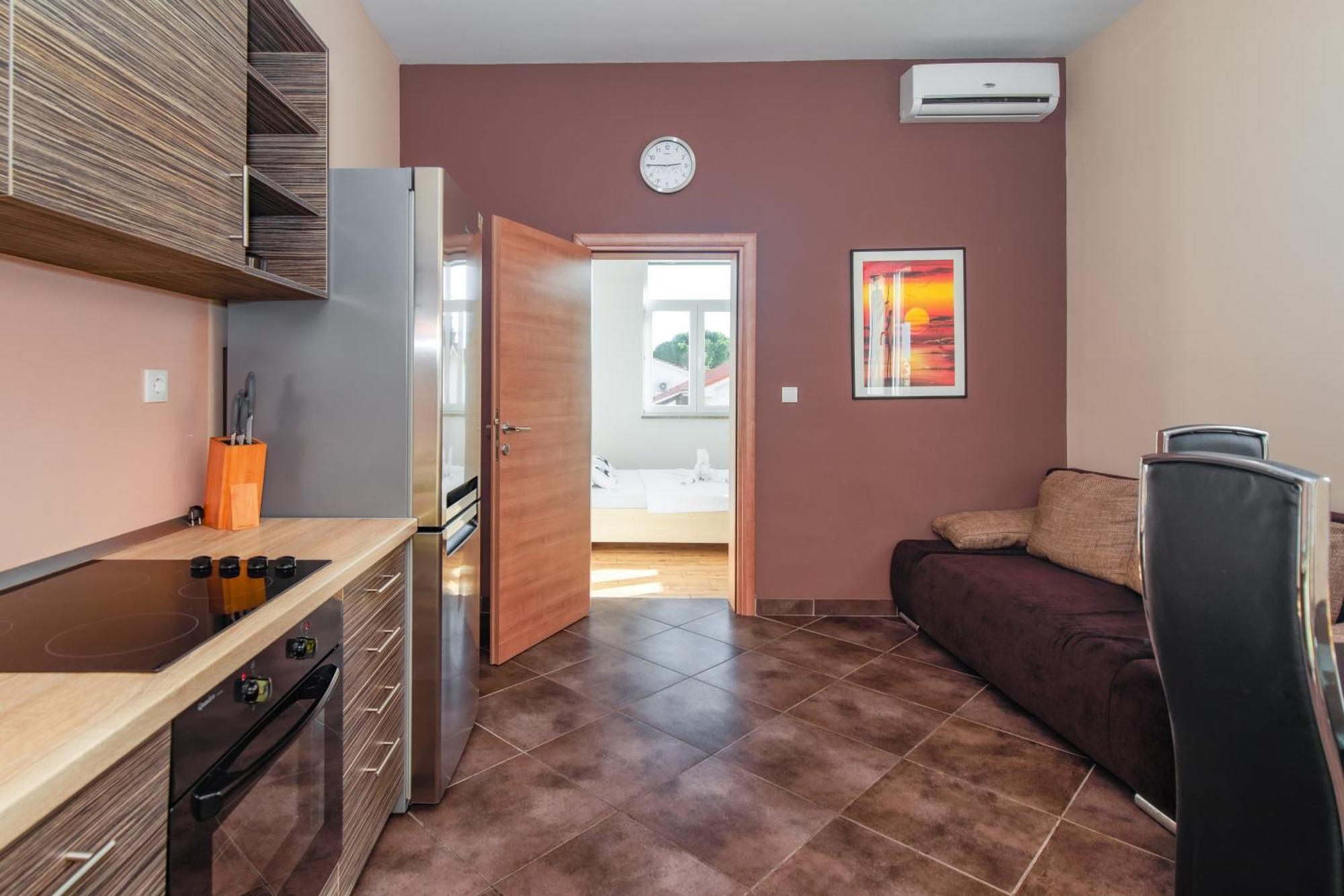 Apartments Tm Krk Town Exterior foto
