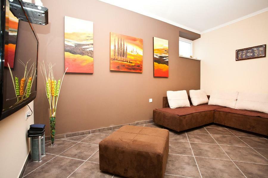 Apartments Tm Krk Town Exterior foto